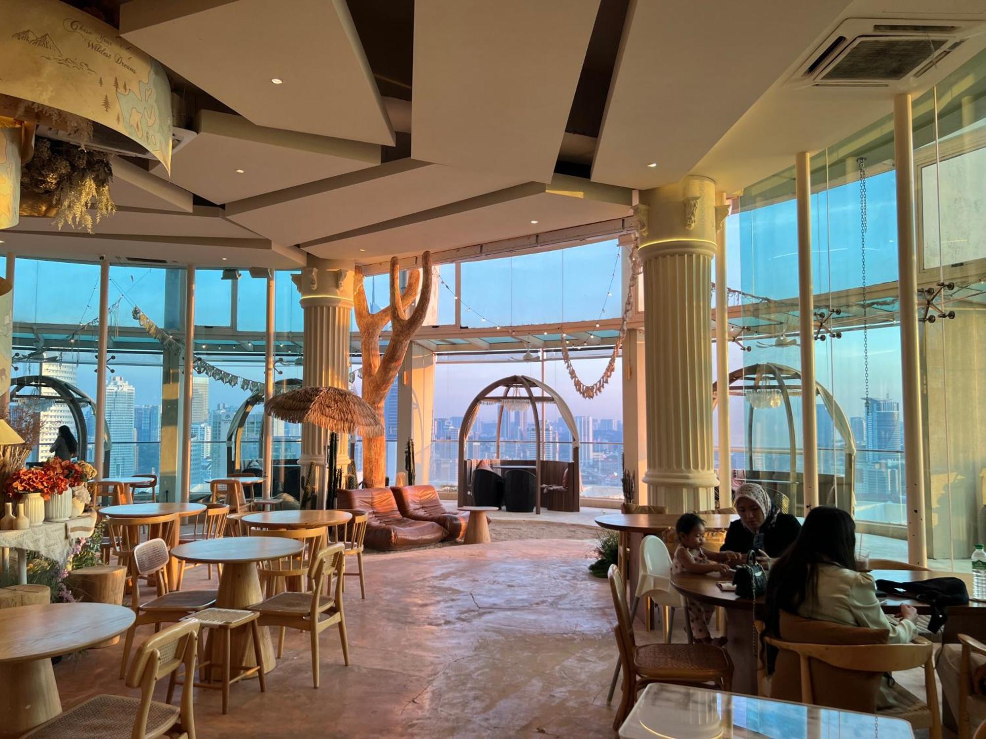 Regalia Suites & Residence By Enjoy Your Stay Kuala Lumpur Bagian luar foto